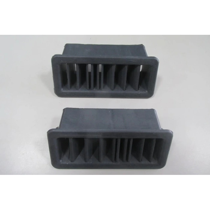 VOLKSWAGEN TRANSPORTER- T4- 90/95; ÖN GÖĞÜS CAM HAVALANDIRMA IZGARASI SAĞ/SOL SET (2 PARÇA)