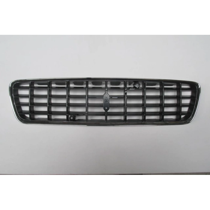 VOLVO S60- 00/04; ÖN PANJUR NİKELAJLI (TYG)