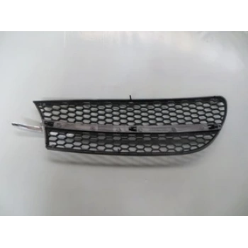 ALFA ROMEO 147- 01/05; ÖN TAMPON PANJURU SAĞ SİYAH (ÇITASI NİKELAJLI) (TW)