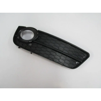 AUDI A5- 08/12; SİS LAMBA KAPAĞI SAĞ DELİKLİ (SİS YUVASI ÇERÇEVESİZ) (TW)