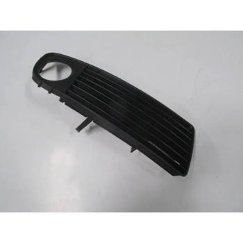 AUDI A6- 98/01; SİS KAPAĞI SAĞ SİYAH (SİS DELİKLİ) (TYG)