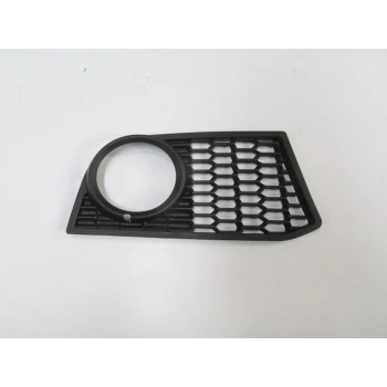 BMW 5 SERI- F10- 10/13; SİS LAMBA KAPAĞI SAĞ SİS DELİKLİ (M-TECH)