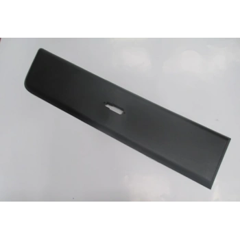 CITROEN JUMPER- 07/13; ARKA ÇAMURLUK BANDI ÖN TARAF SAĞ (SİNYAL DELİKLİ)