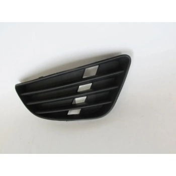 FORD FIESTA- 02/05; SİS LAMBA KAPAĞI SAĞ SİYAH SİS DELİKSİZ (TYG)