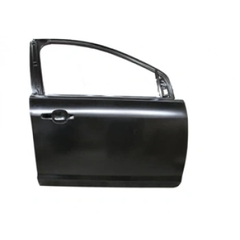 FORD FOCUS- SD/HB- 05/07; ÖN KAPI KOMPLE SAĞ SİYAH BAND DELİKSİZ (İCELİ/ÇEKOMASTİKLİ) (BFN)