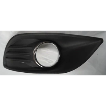 FORD FOCUS- SD/HB- 08/11; SİS LAMBA KAPAĞI SAĞ SİS DELİKLİ SİYAH (SİS YUVASI NİKELAJLI) (TW)