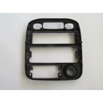 HYUNDAI ACCENT- 95/97; ÖN GÖĞÜS TEYP PANELİ/ÇERÇEVESİ (KLİMASIZ) (SÜRGÜLÜ AYAR)