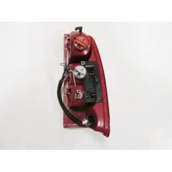 ISUZU D MAX- PICK UP- 07/12; STOP LAMBASI SOL KIRMIZI/BEYAZ (DUYLU)