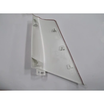 ISUZU NKR- 06/09; ÖN KÖŞE PANELİ SOL PLASTİK BEYAZ (TEK TEKER) (CASP)