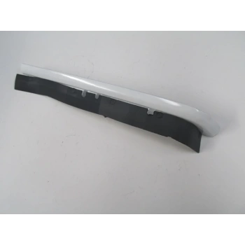 ISUZU NKR- ŞAMPİYON- 97/06; FAR ALT ÇITASI SOL BEYAZ (TEK TEKER) (CASP)