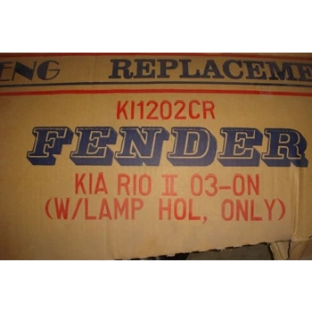 KIA RIO- II- 03/05; ÖN ÇAMURLUK DELİKLİ SAĞ BAND DELİKSİZ (TW)