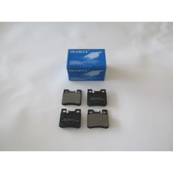 MERCEDES C CLASS- W202- 93/99; ARKA FREN BALATASI (KABLOSUZ)(DİSK) (61,8X58,1X13,5)(BRAMAX)