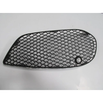 MERCEDES C CLASS- W205- 14/17; SİS LAMBA KAPAĞI SAĞ SİS DELİKSİZ (AMG)(TW)