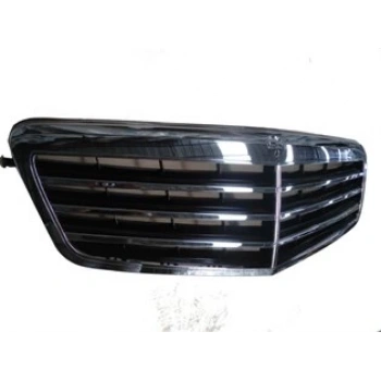 MERCEDES E CLASS- W212- 10/12; ÖN PANJUR NİKELAJLI 7 ÇITALI (İÇ PETEKLERİ SİYAH) (TYG)