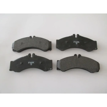 MERCEDES SPRINTER- 95/00; ÖN FREN BALATASI (KABLOSUZ)(DİSK)(164,2X72X19,5) (FMK)