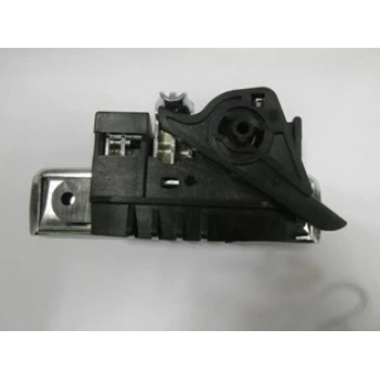 PEUGEOT 405- 92/96; ÖN KAPI DIŞ AÇMA KOLU SAĞ NİKELAJLI