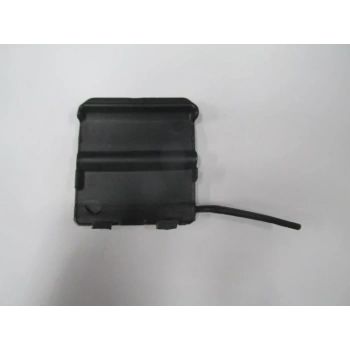 RENAULT CLIO- 4- HB- 13/16; ARKA TAMPON ÇEKİ DEMİR KAPAĞI