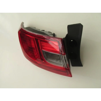 RENAULT CLIO- 4- HB- 16/20; DIŞ STOP LAMBASI SOL KIRMIZI/BEYAZ (E MARKLI)