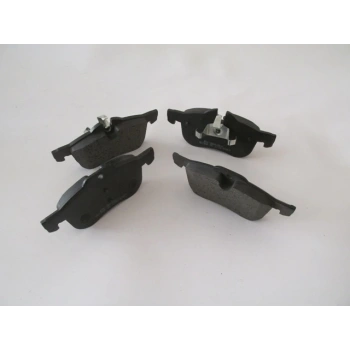 ROVER 75- SD- 00/04; ÖN FREN BALATASI 1,8/2,0/2,5 (KABLOSUZ)(DİSK)(155,4X70,5X18,5)(BRAMAX)