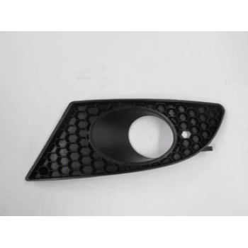 SEAT LEON- 05/09; SİS LAMBA KAPAĞI SOL SİYAH (SİS DELİKLİ) (TYG)