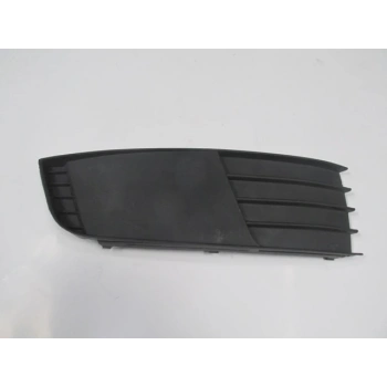 SKODA OCTAVIA- 13/17; SİS LAMBA KAPAĞI SAĞ SİS DELİKSİZ (TW)