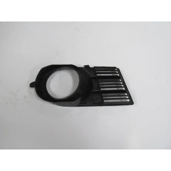 SUZUKI SWIFT- 05/07; SİS LAMBA KAPAĞI SOL SİS DELİKLİ (TYG)