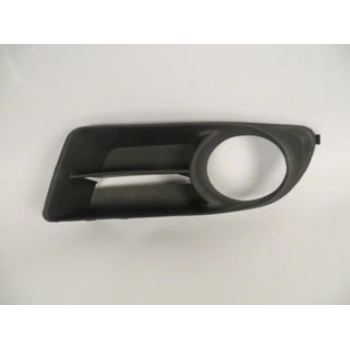 TOYOTA COROLLA- ZZE121- 05/06; SİS LAMBA KAPAĞI SOL YUVARLAK DELİKLİ (EURO BODY)