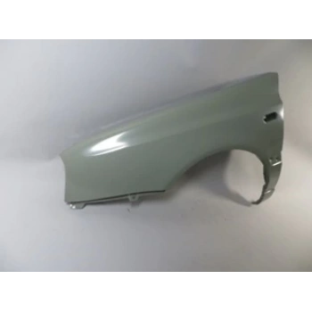 VOLKSWAGEN GOLF- 3- 92/98; ÖN ÇAMURLUK DELİKLİ SOL (ANTEN DELİKLİ) GRİ BOYALI (SIMYI)