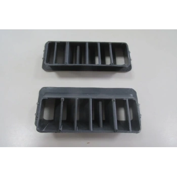 VOLKSWAGEN TRANSPORTER- T4- 02/03; ÖN GÖĞÜS CAM HAVALANDIRMA IZGARASI SAĞ/SOL SET (2 PARÇA)