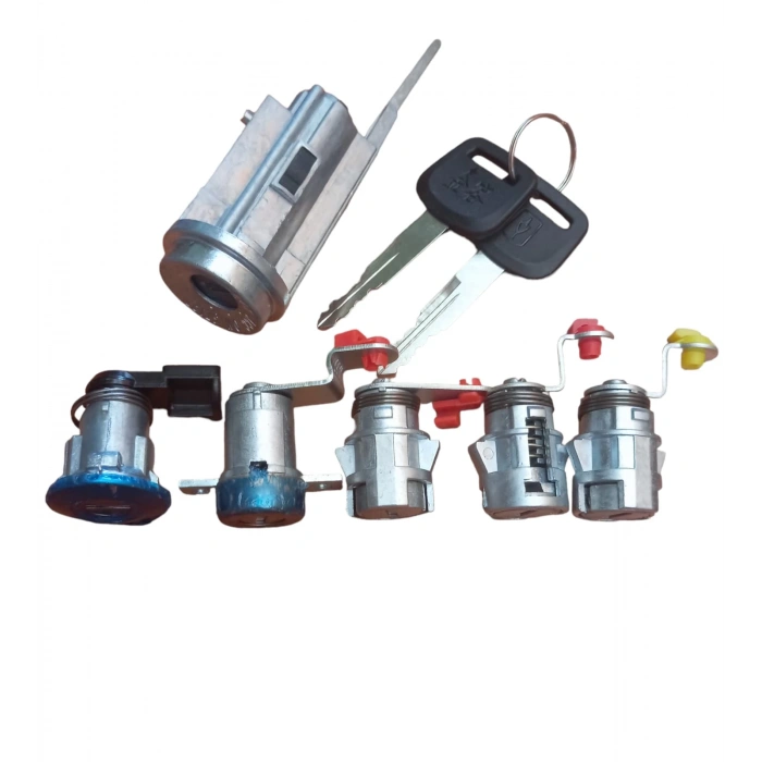 KAPI KİLİT SETİ TOYOTA HİACE 90-04