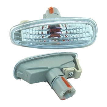 ÇAMURLUK SİNYALİ HYUNDAİ İ-30 12-15 /KİA CEED 08-11/ RİO 12-15 SOL SAĞ AYNI