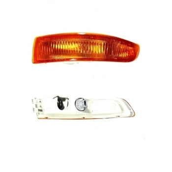 TAMPON SİNYALİ TOYOTA CORONA ST191 92-96 SOL 81520-20640