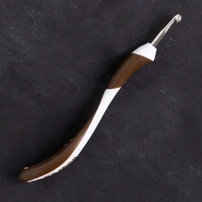 Addi Swing 5mm 16cm Kahverengi Ergonomik Yün Tığ -