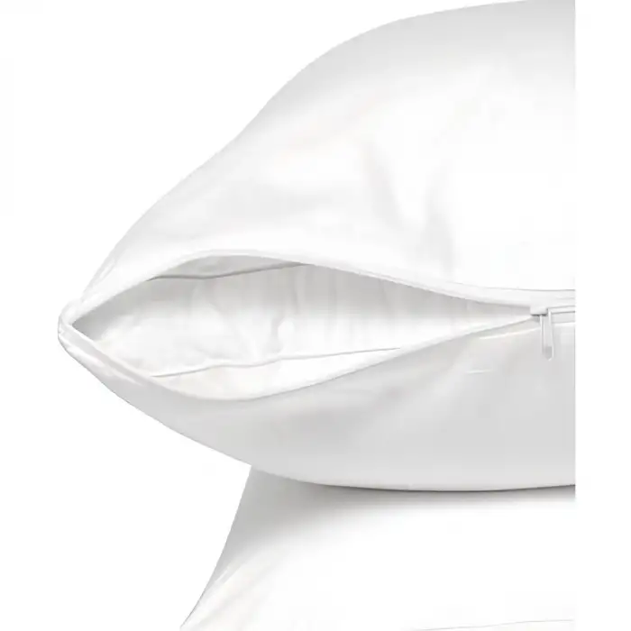 Beyaz fermuarlı yastık mitili, yastık kılıfı