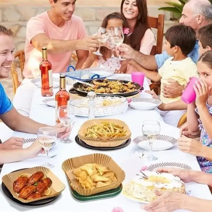 New 50 Adet Air Fryer Pişirme Kağıdı Tek Kullanımlık Yağ Geçirmez Yapışmaz Kare Tabak Model PVC