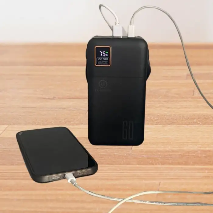 New 60000 mAh 5 Cep telefonunu Aynı Anda Şarj Edebilen Pil Ekranlı El Fenerli Hızlı Şarjlı Powerbank