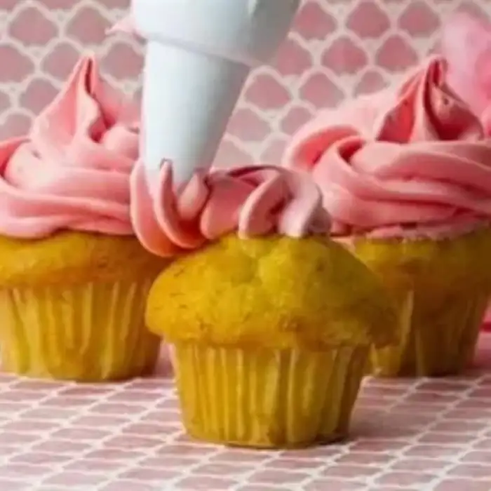 New 7 Başlıklı Mutfak Pasta Krema Sıkma Süsleme Pompası Aparatı Seti