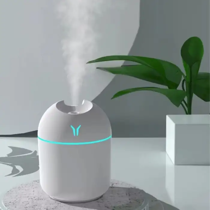 New Işıklı Kuru Havayı Azaltan ve Aromaterapi Deneyimi Sunan Hava ve Oda Nemlendirici