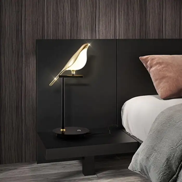 New Saksağan Kuş Modeli Tekli Dokunmatik Aydınlatma Masa Üstü Gece Lambası Göz Korumalı Abajur