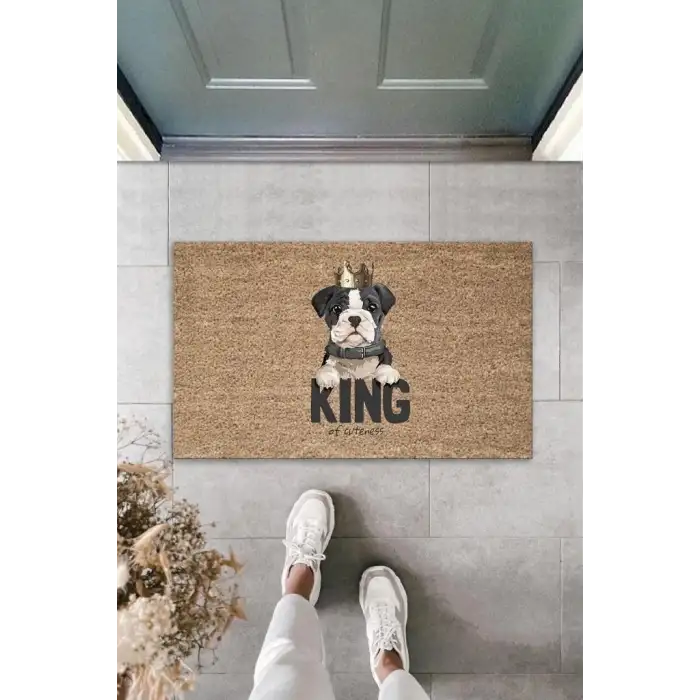 Dijital Baskı Kahverengi King Yazılı Taçlı Köpek Dekoratif Kapı Paspası K-2052
