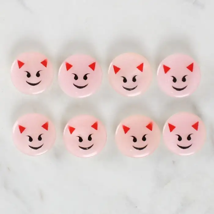 Loren Crafts 8li Gülen Yüz Düğme - 1023