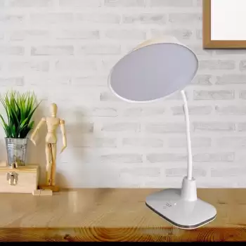 New Dokunmatik 3 Farklı Büyük LED Işıklı Çalışma Masası Üstü Kıvrılabilir Başlıklı Lamba