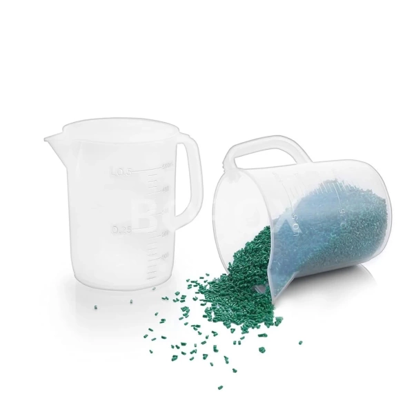 Kulplu Plastik Beher 500 mL - Kabartma Dereceli Beaker - Ölçü Kabı - PP Beher - 12 Adetlik Toptan Set