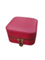 Fermuarlı Deri (Ahşap Kasalı ) Takı, Seyahat Ve Mücevher Çantası,kutusu Kırmızı (11x11 Cm )