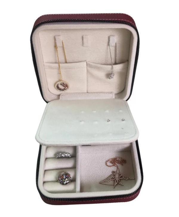 Fermuarlı Deri (Ahşap Kasalı ) Orta boy Takı, Seyahat Ve Mücevher Çantası,kutusu Bordo(15x15 Cm)