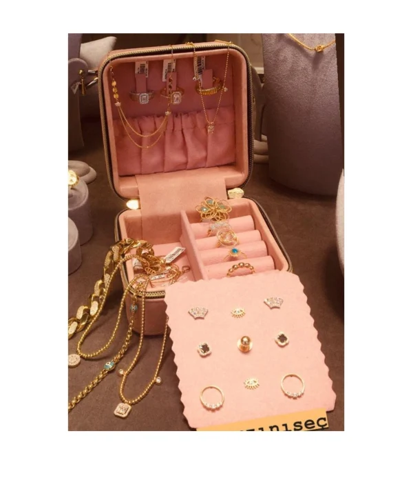 Fermuarlı Süet Takı, Seyahat ve Mücevher Çantası,Kutusu Pembe (11x11 cm )