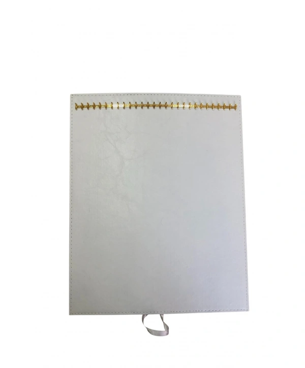 Ayaklı Kolye Zincir & Kolye Standı (28 Lİ)Beyaz deri (32x40 cm)