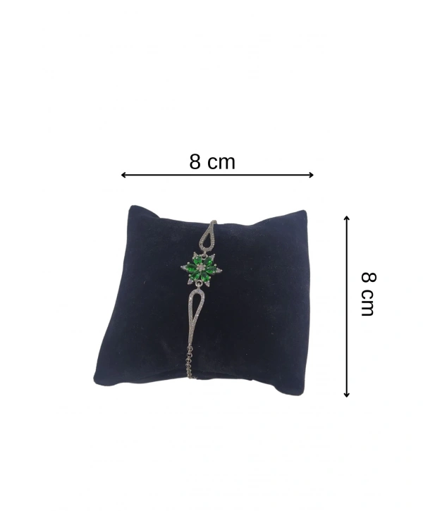 Süet Yastık Düzenleyici(4 Adet) Siyah Bileklik & Saat Ve Kelepçe 8X8 Cm