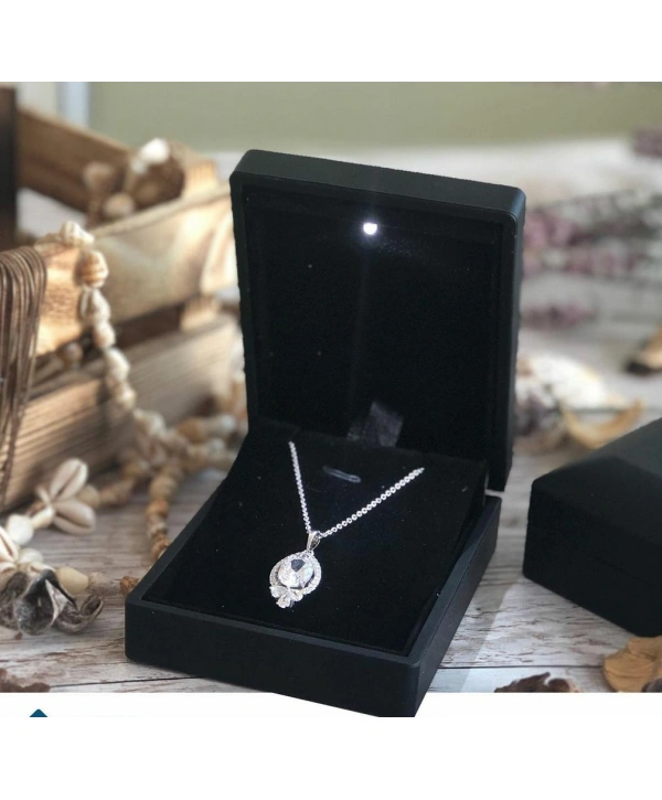 Işıklı Kolye Kutusu Siyah