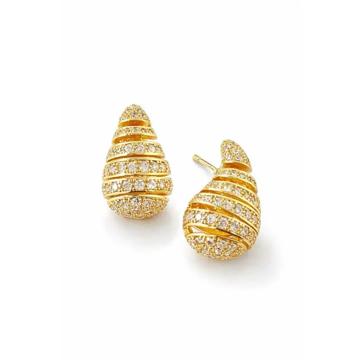 Zirkon Taşlı Gold Renk Şık Kadın Küpe Kararmaz Renk Atmaz
